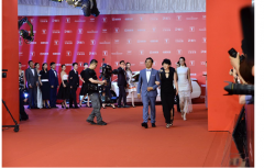 上影演员剧团星光闪耀上海电影节开幕式红毯！体现上影力量！